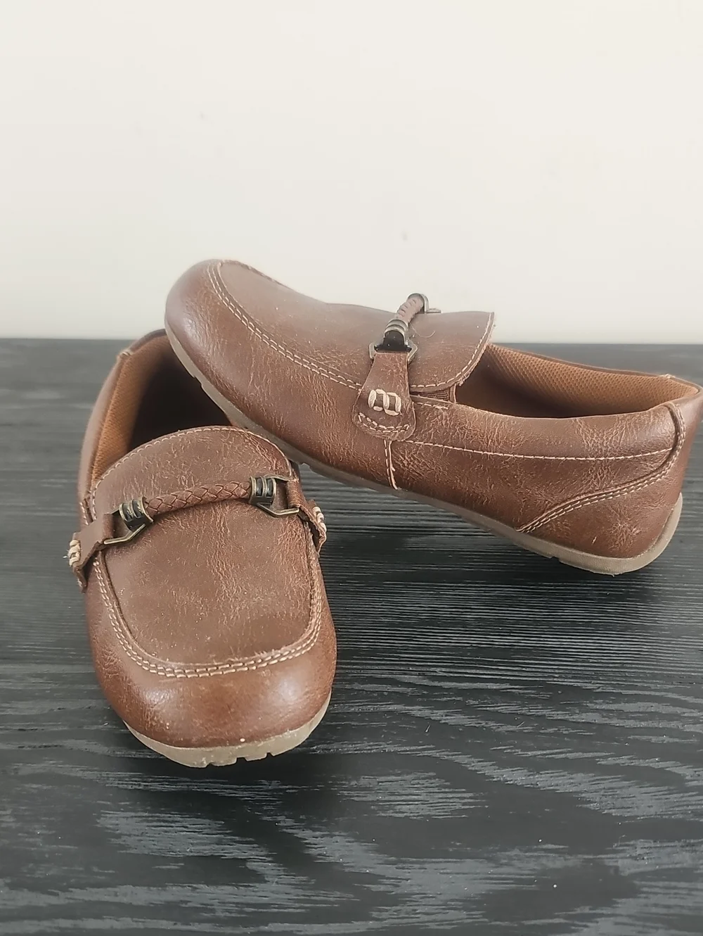 Crown Vintage Boys Size 12 Leather Loafers – Classic Preppy